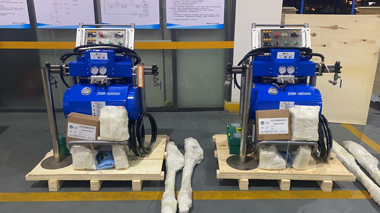 聚氨酯噴涂設備