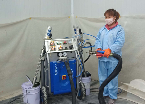 濟(jì)南聚氨酯噴涂機(jī)保溫一體化材料的實(shí)際效果-京華邦威