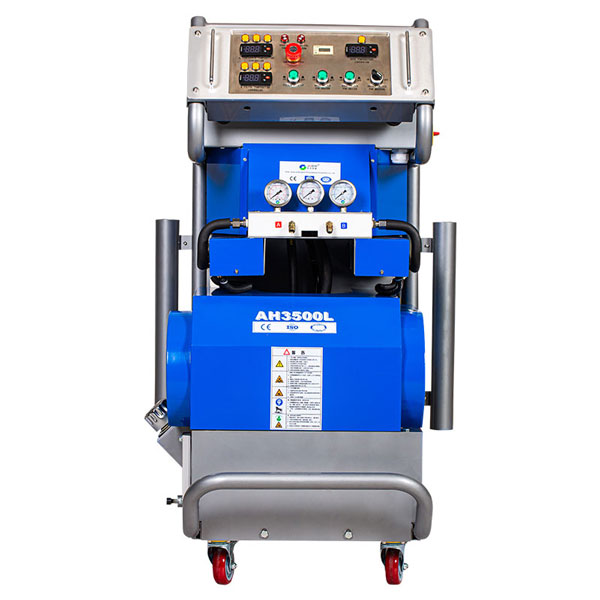 聚脲防腐噴涂材料(聚脲噴涂機)在化工儲罐中的應用-京華邦威