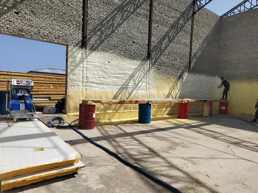 冷庫噴涂聚氨酯發泡